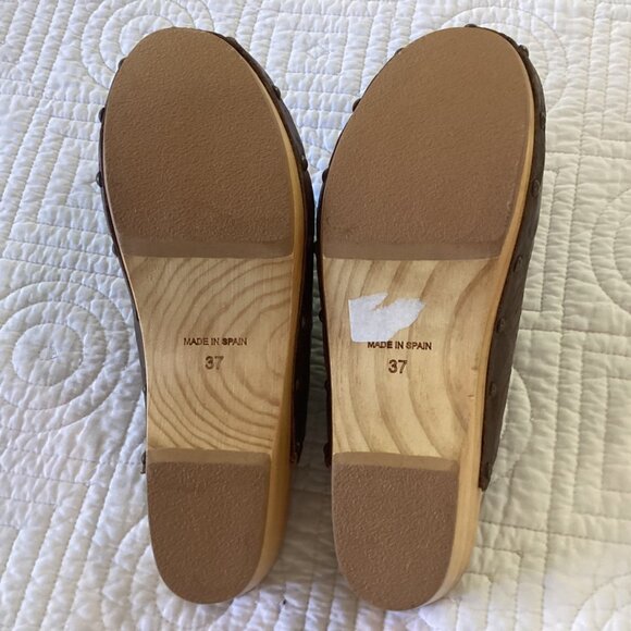 Penelope Chilvers Brown Embossed Leather Wood Women Clogs Shoes Size 37 Spain - Picture 12 of 12